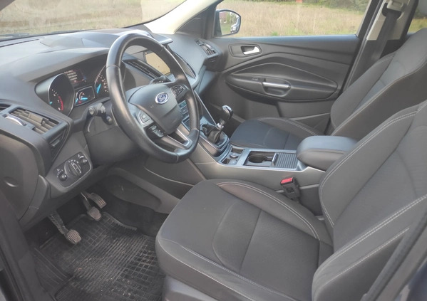 Ford Kuga cena 54999 przebieg: 170000, rok produkcji 2018 z Ostrołęka małe 232
